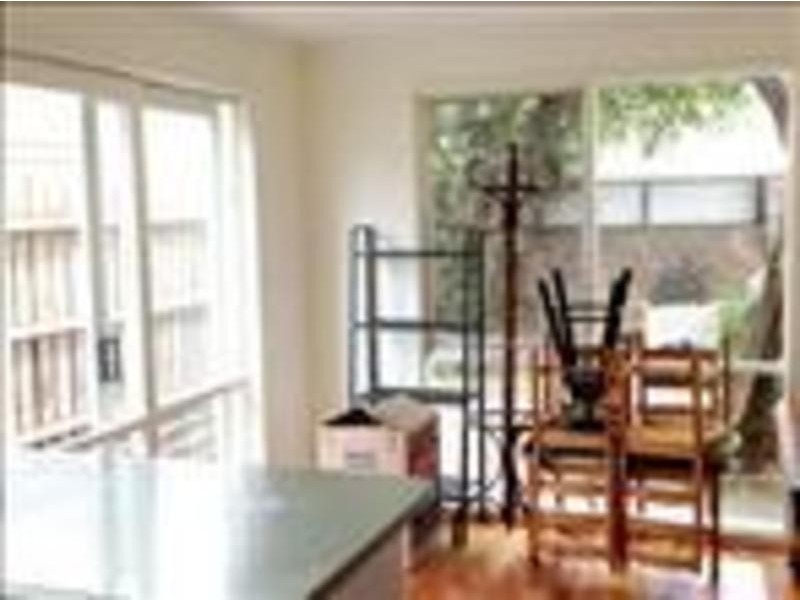32 Hodgkinson St, Clifton Hill VIC 3068