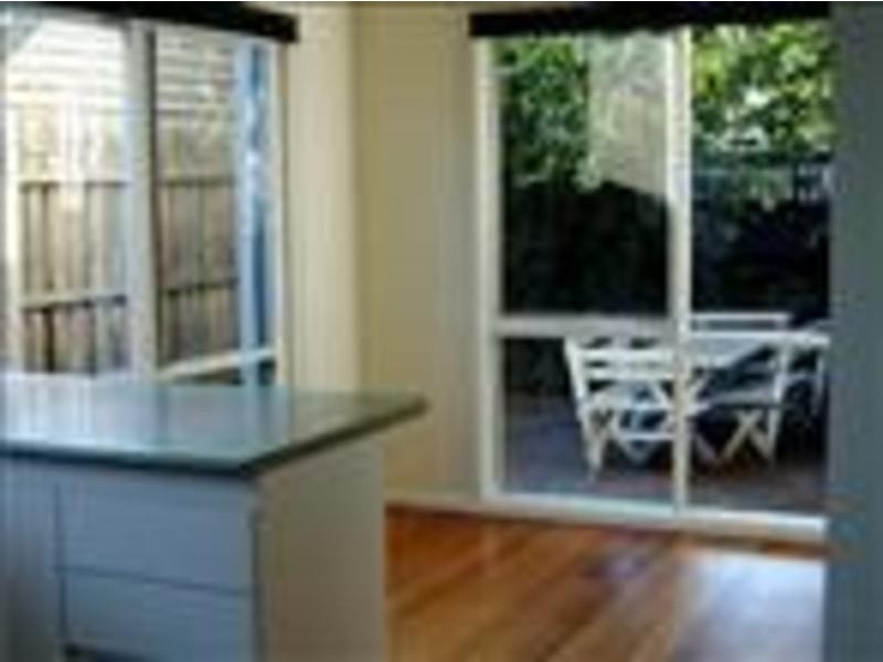 32 Hodgkinson St, Clifton Hill VIC 3068