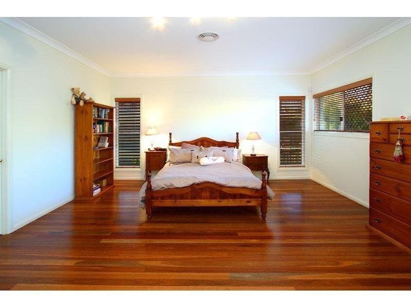 86  Carranya St, Camp Hill QLD 4152