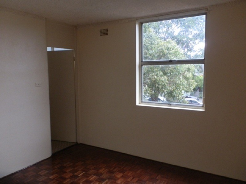 8/15 Macquarie Terrace, Balmain NSW 2041