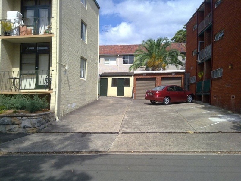 8/15 Macquarie Terrace, Balmain NSW 2041