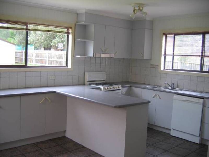 2/5 Webb St, Seaford VIC 3198