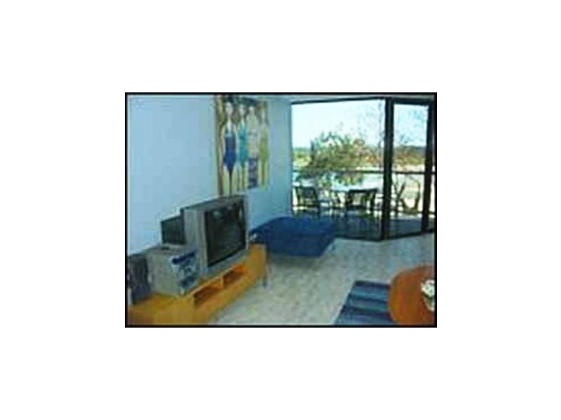 2/4 Ocean Parade, Boat Harbour NSW 2316