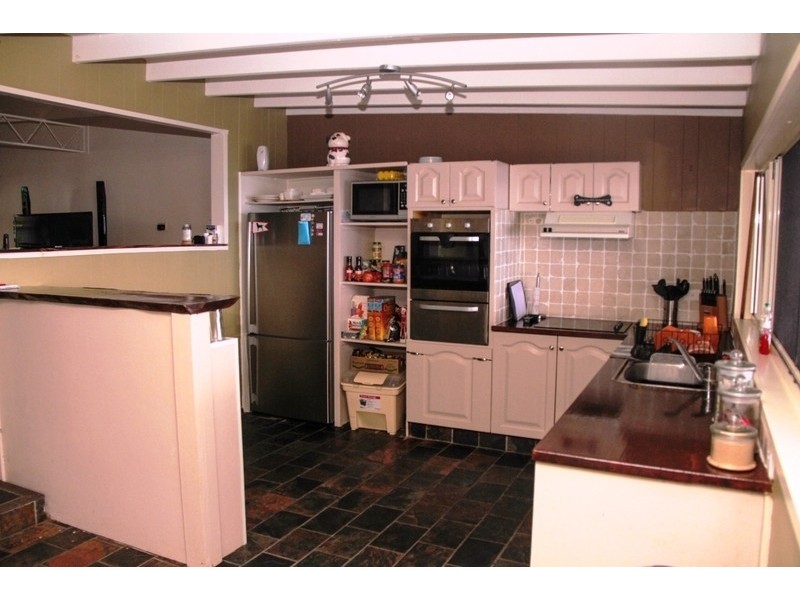 12 Ocean St, Fishermans Bay NSW 2316