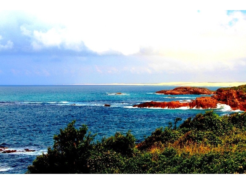 12 Ocean St, Fishermans Bay NSW 2316