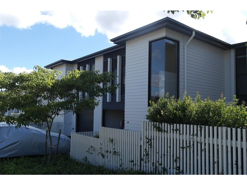 21/14 Norris Street, Pacific Pines QLD 4211