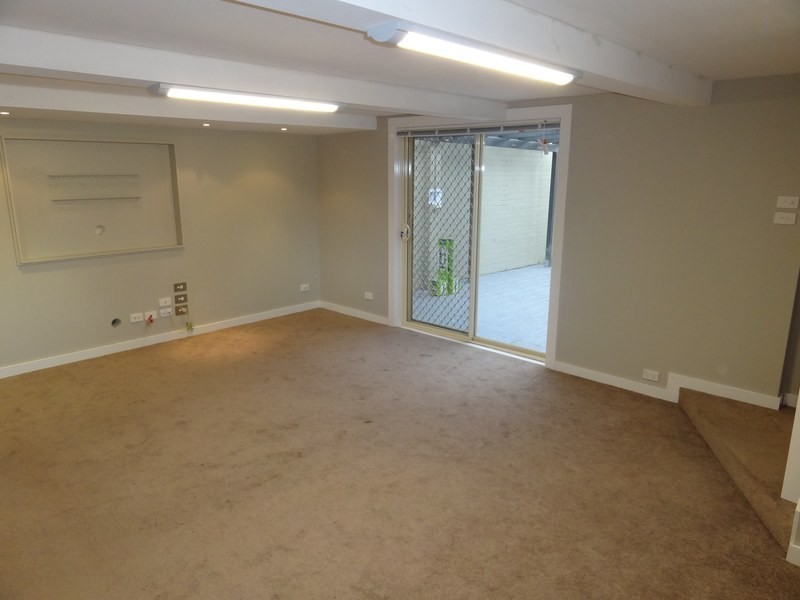 77 Chirnside Circuit, Kambah ACT 2902