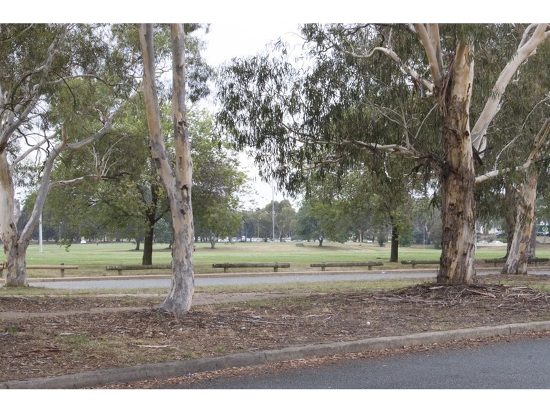 77 Chirnside Circuit, Kambah ACT 2902