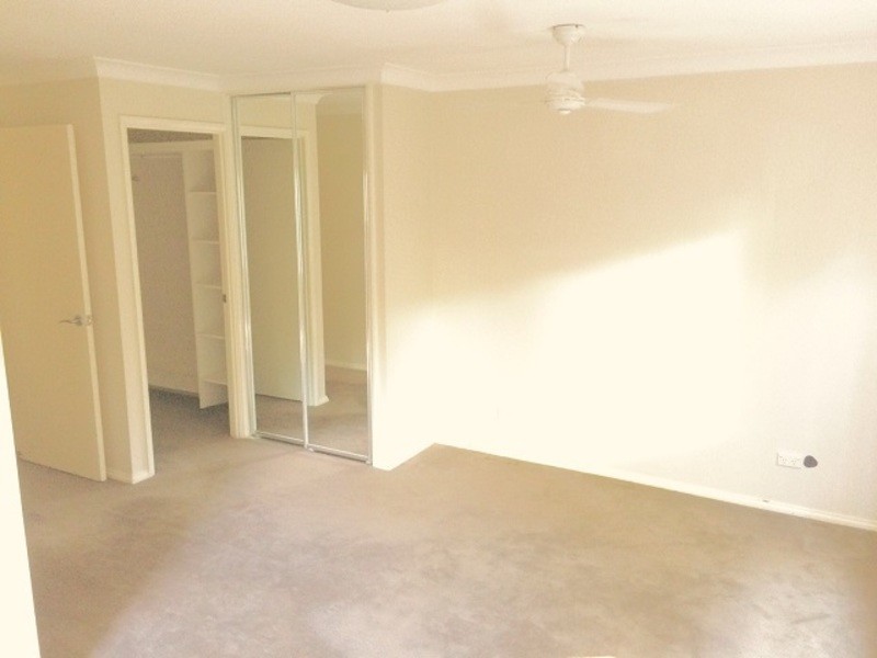 2 Fern Close, Wyoming NSW 2250