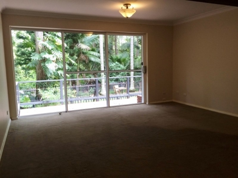 2 Fern Close, Wyoming NSW 2250