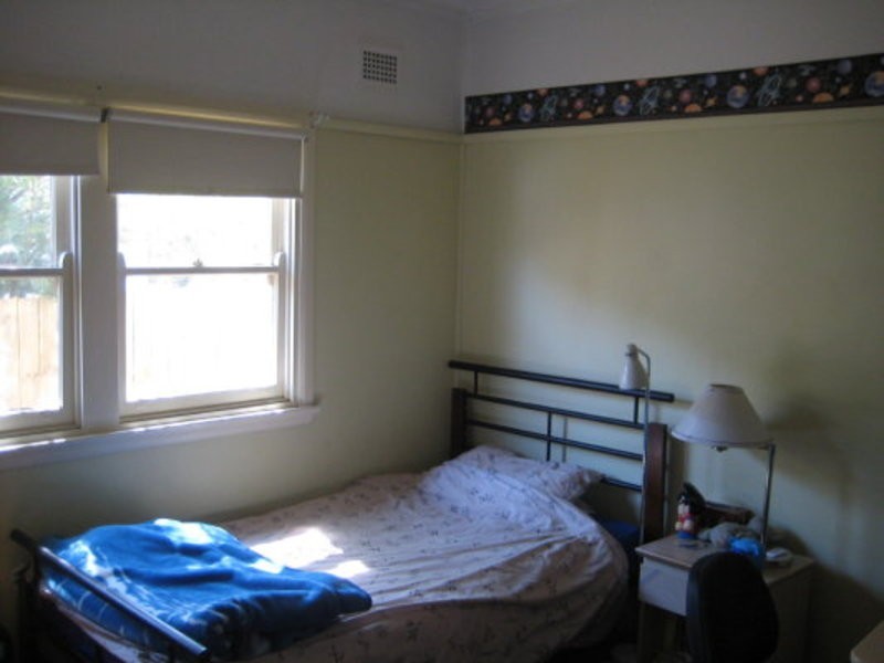 37 Pearson St Cnr with Hamilton St, South Wentworthville NSW 2145