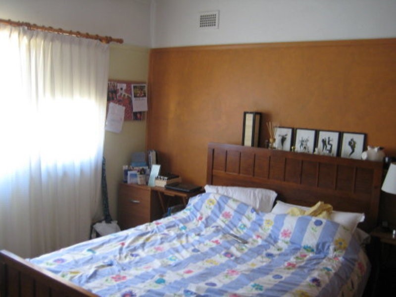 37 Pearson St Cnr with Hamilton St, South Wentworthville NSW 2145