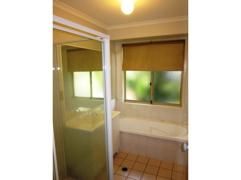 6 Yoga St, The Gap QLD 4061