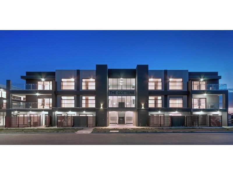 24/1B Jarama Blvd, Epping VIC 3076