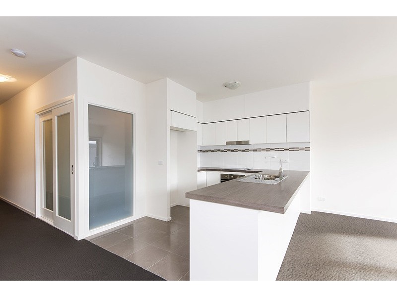 24/1B Jarama Blvd, Epping VIC 3076