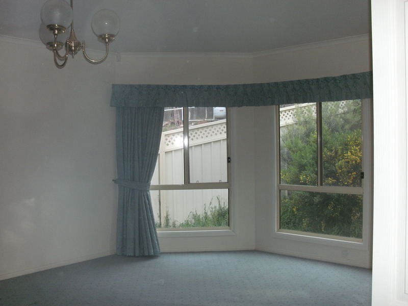 2 Yurilla Drive, Bellevue Heights SA 5050