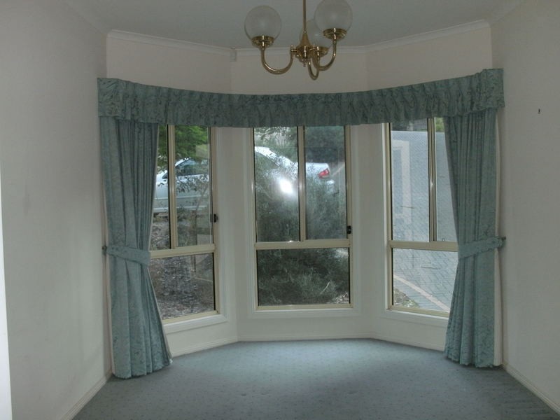 2 Yurilla Drive, Bellevue Heights SA 5050