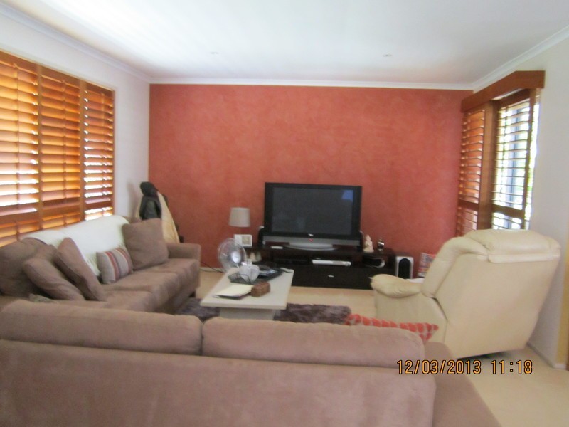 2  Jacklin Court, Parkwood QLD 4214