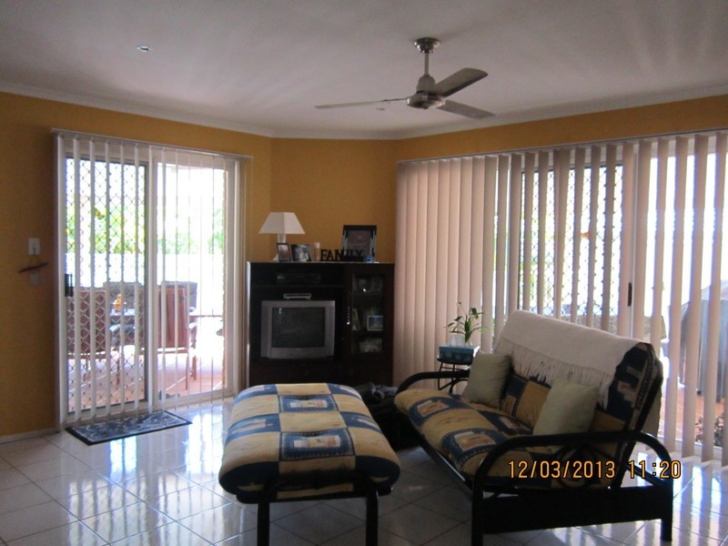 2  Jacklin Court, Parkwood QLD 4214