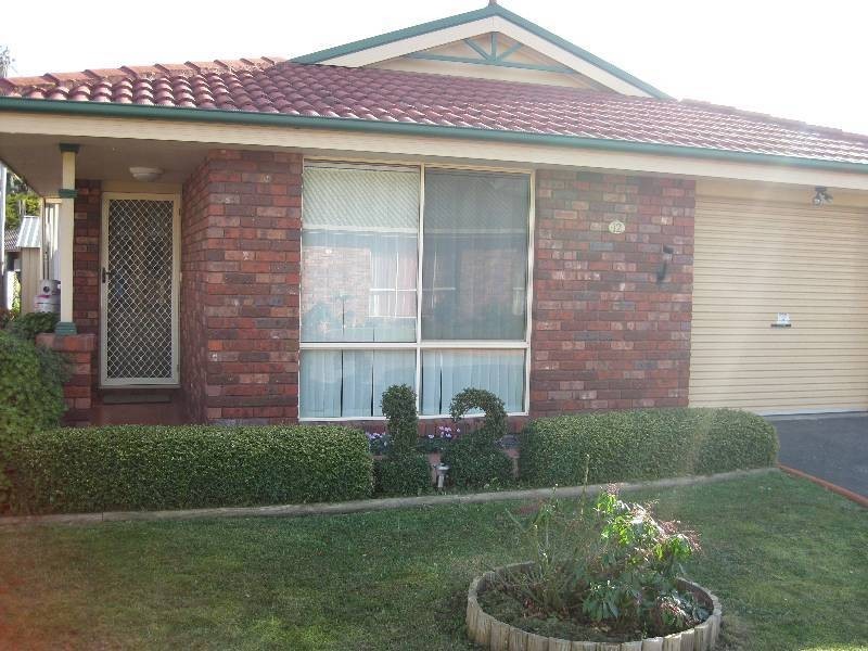 12/3 Hayward St, Penguin TAS 7316