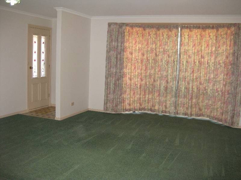12/3 Hayward St, Penguin TAS 7316