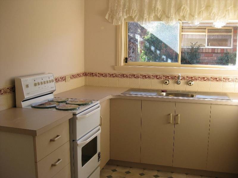 12/3 Hayward St, Penguin TAS 7316