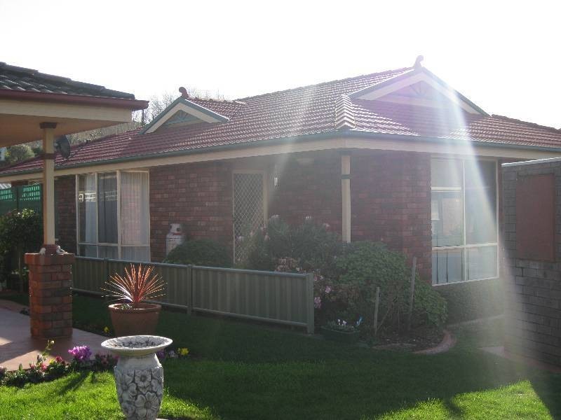 12/3 Hayward St, Penguin TAS 7316