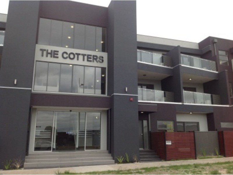 51/1B Jarama Blvd, Epping VIC 3076