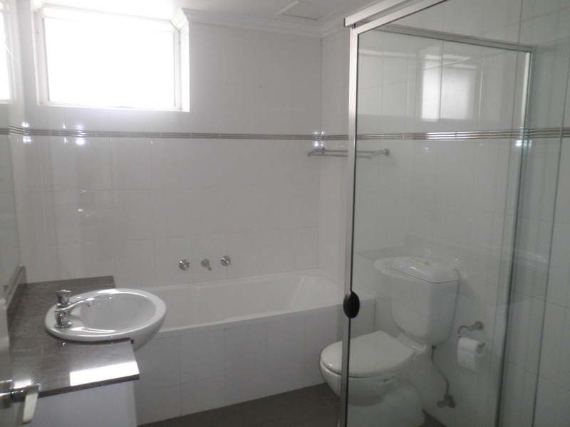 1 Blackadder Close, Chiswick NSW 2046