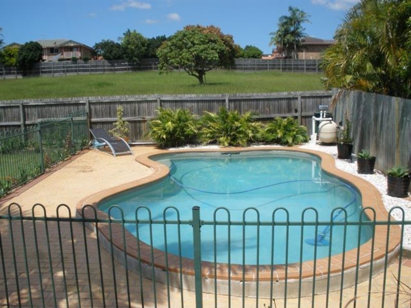 29 Lorenc Place, Bridgeman Downs QLD 4035