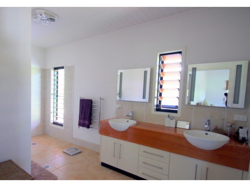 60  Hogan-Hosie Road, Tarzali QLD 4885