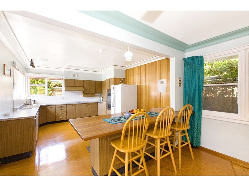 5 Robertson Road, North Curl Curl NSW 2099