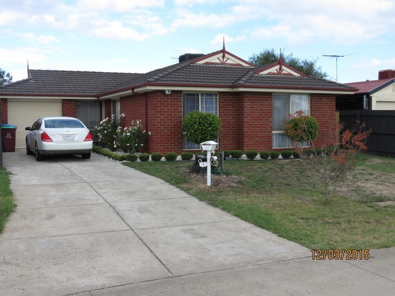 4 Shady Close, Narre Warren South VIC 3805