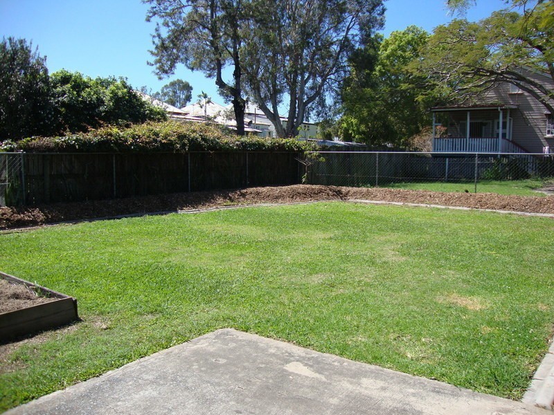 65 Albion Road, Albion QLD 4010