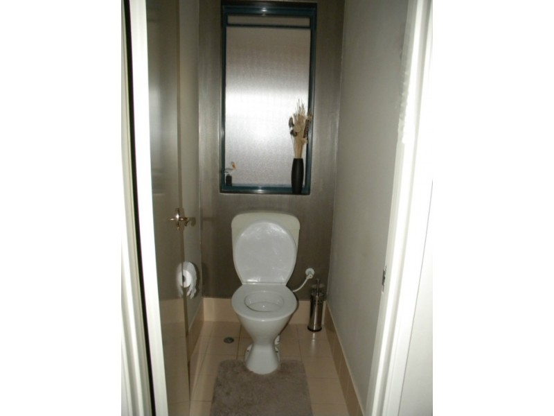 6 Glenmaggie Circuit, Success WA 6164