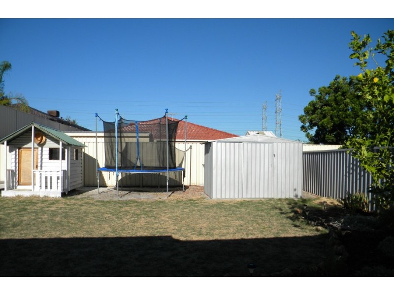 6 Glenmaggie Circuit, Success WA 6164