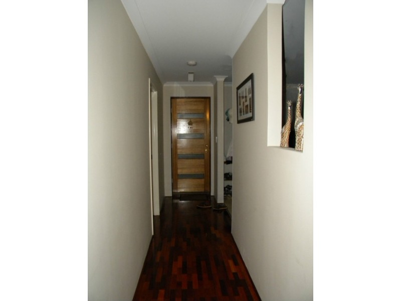 6 Glenmaggie Circuit, Success WA 6164