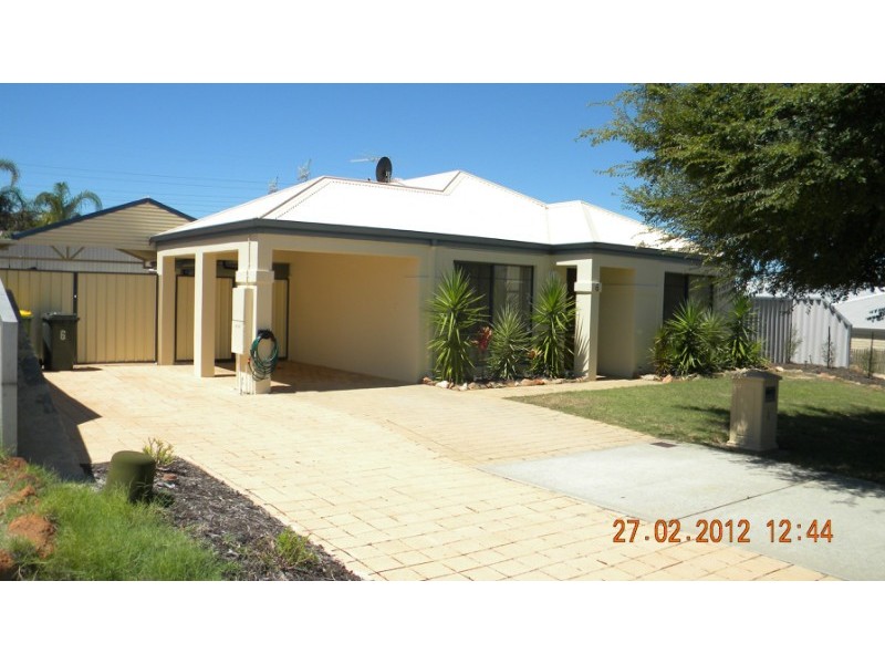 6 Glenmaggie Circuit, Success WA 6164