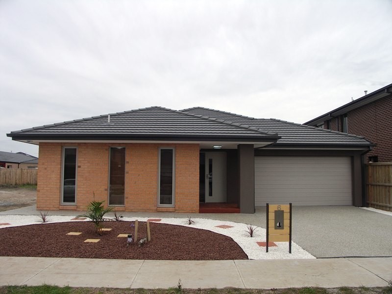 6 Newburgh Street, Keysborough VIC 3173