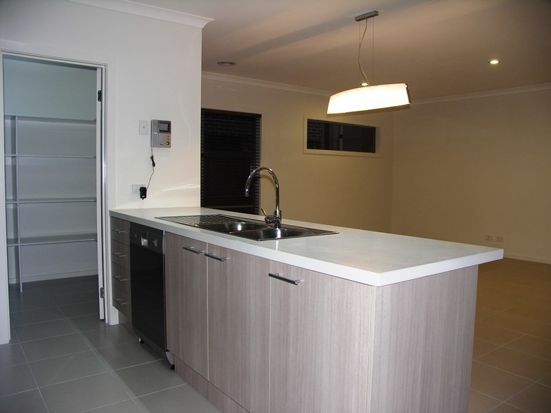 6 Newburgh Street, Keysborough VIC 3173