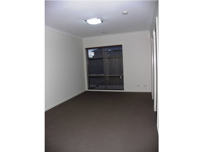 6 Newburgh Street, Keysborough VIC 3173