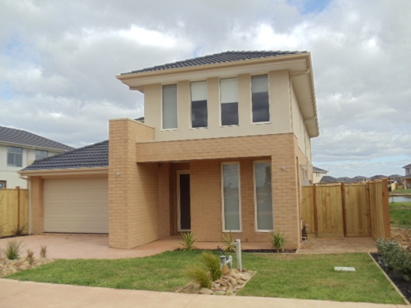 78  Sanctuary Lakes East Bvd, Point Cook VIC 3030