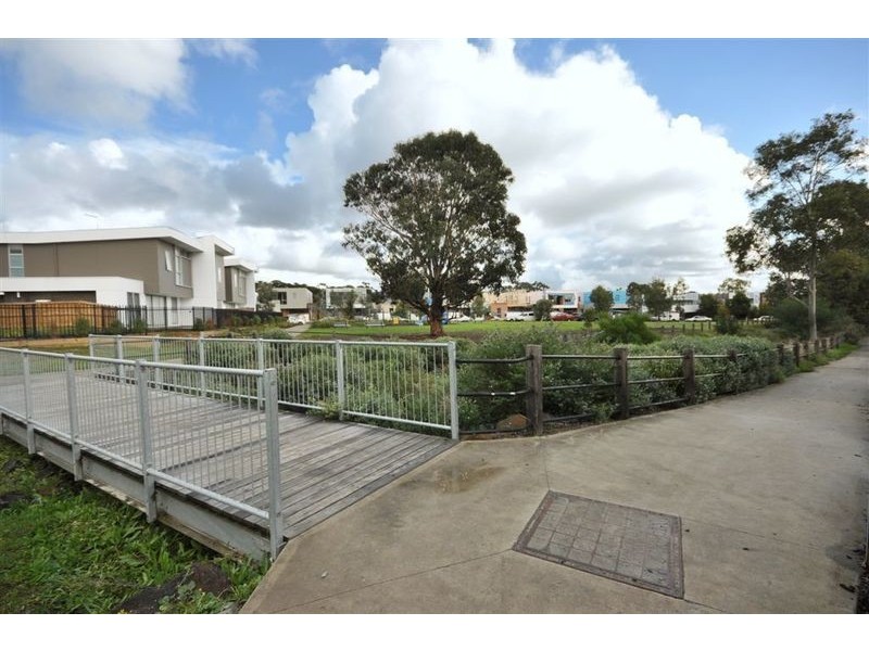 24 Magnolia Path, Maidstone VIC 3012