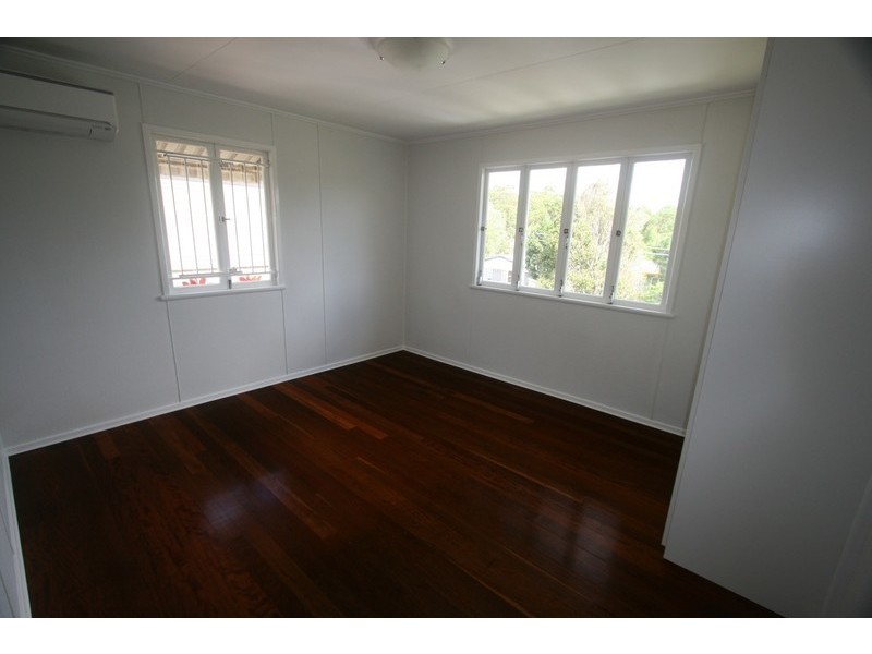 16 Oberon Street, Morningside QLD 4170