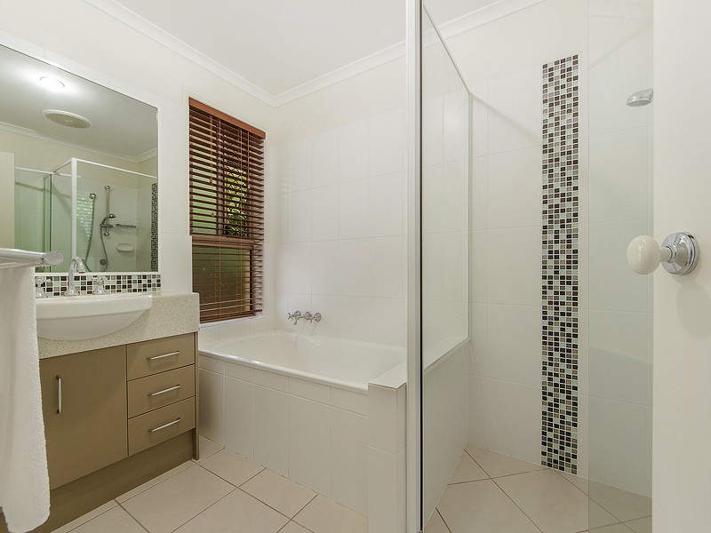 3 Possumwood Place, Reedy Creek QLD 4227