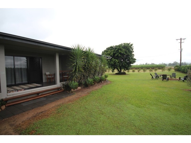 84 Tarakan Road, Abergowrie QLD 4850