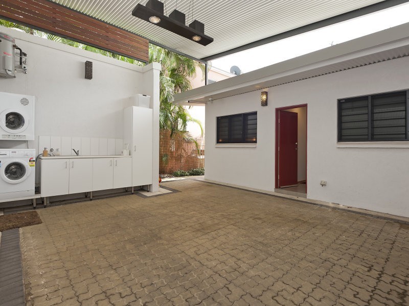 2/9 Philip Street, Darwin NT 0800
