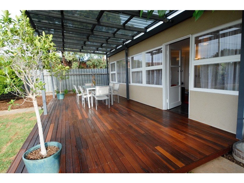 94 Raglan Avenue, South Plympton SA 5038