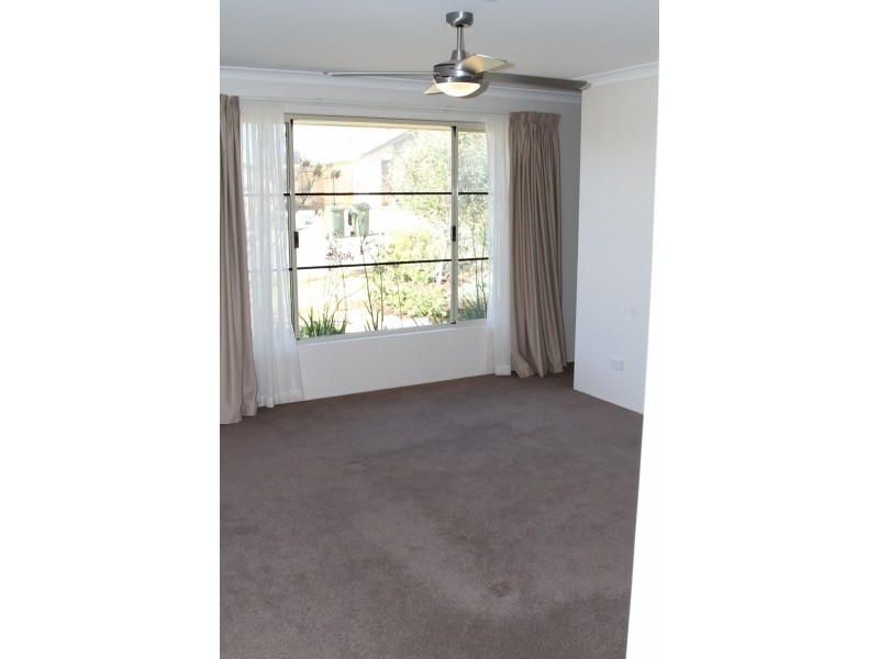 47 Belmore Bend, Aubin Grove WA 6164