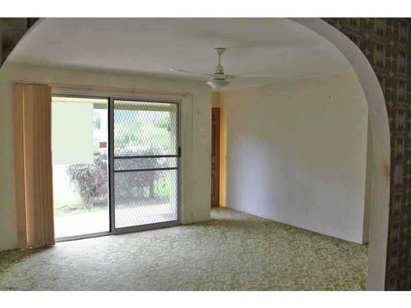 25 Carwell Avenue, Petrie QLD 4502